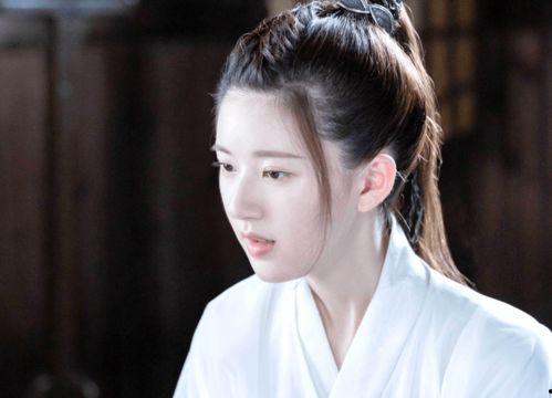 娱乐吃瓜君丁禹兮赵露思,甜蜜互动引粉丝热议